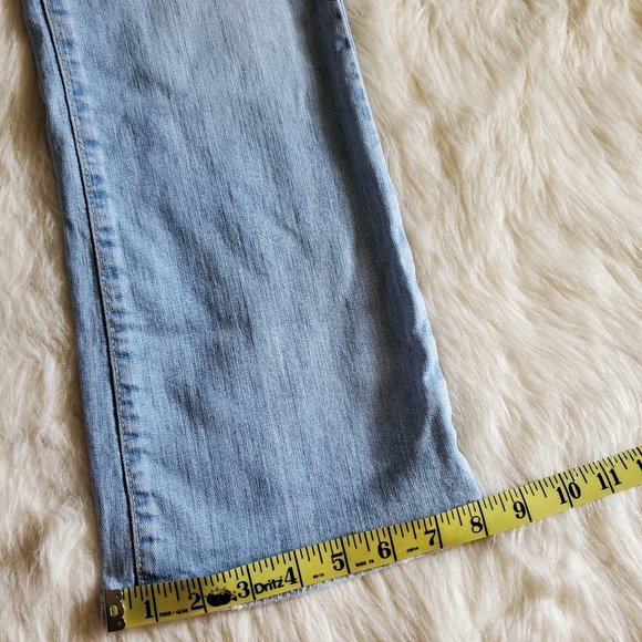 Free People Liv Crop Flare Jeans in Etna Blue Size 30 - Picture 13 of 14